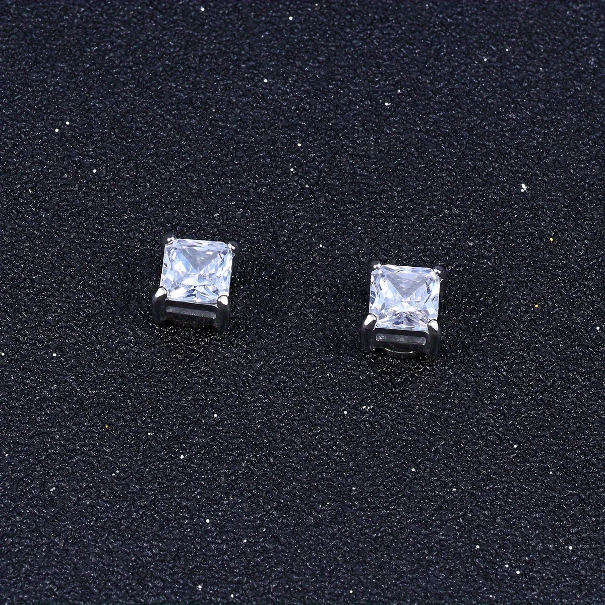 MagnoWear™ Magnetic Stud Earrings